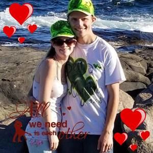 Meet your Posher, Crystal